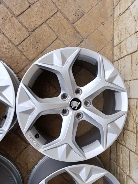 Нови джанти за Шкода 5х112 17  цола