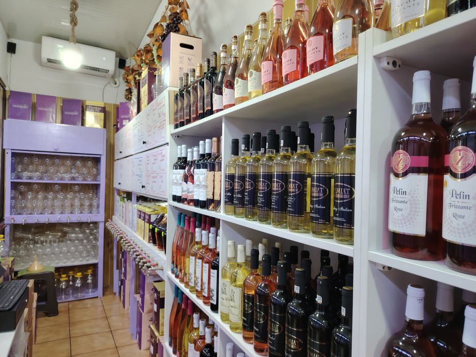 Cedez vinărie -piata Obor