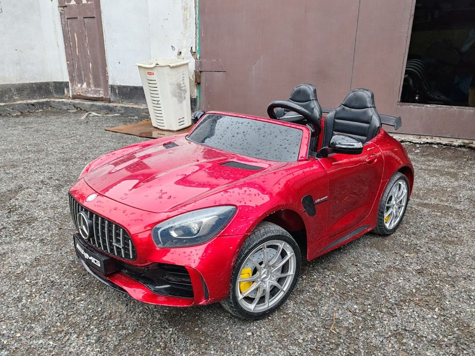 Детская машинка Мерседес AMG