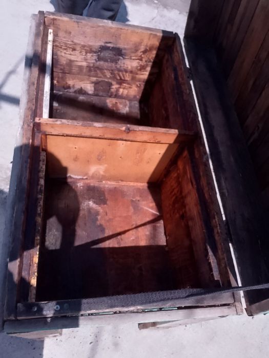 Medagon bilan yashik