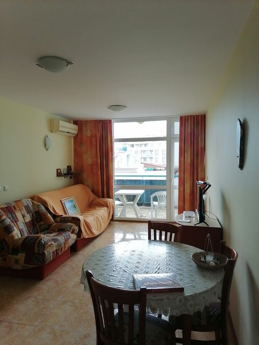 Дава се под наем Двустаен апартамент в к.к. Слънчев бряг - 65 кв.м за 450 € - Снимка #9