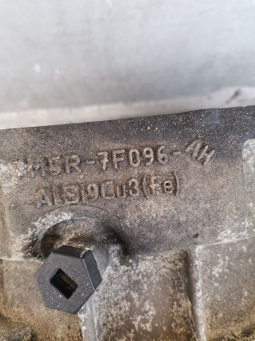 Автоматична скоростна кутия Forf S-Max  AV9R