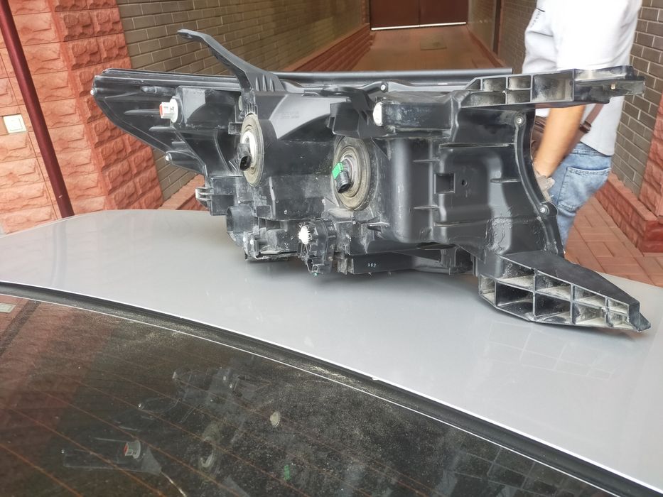 Фара Лан Крузер Прадо левая