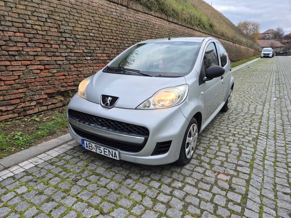 Peugeot 107 2011 de vânzare. Preț 2500 euro negociabil