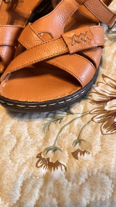 Сандали новые, 38 размер