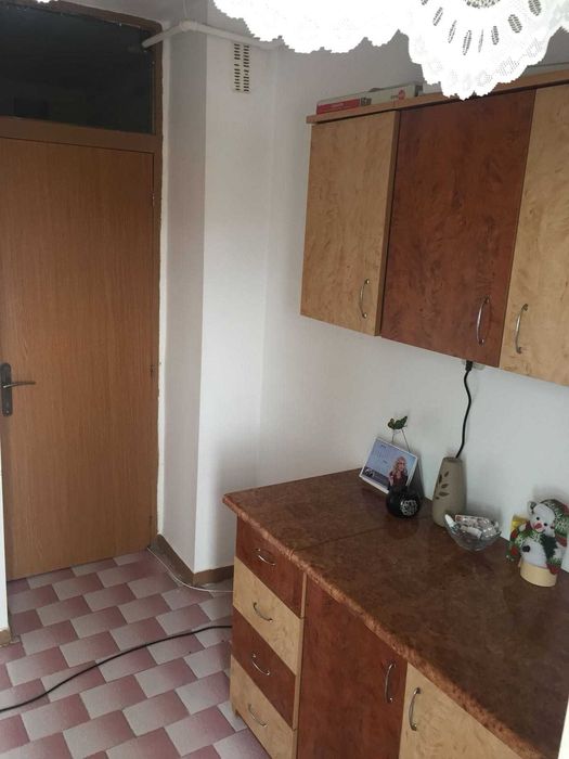 Proprietar ofer spre închiriere cameră apartament