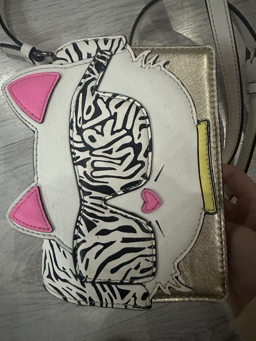 Елегантна чанта karl lagerfeld