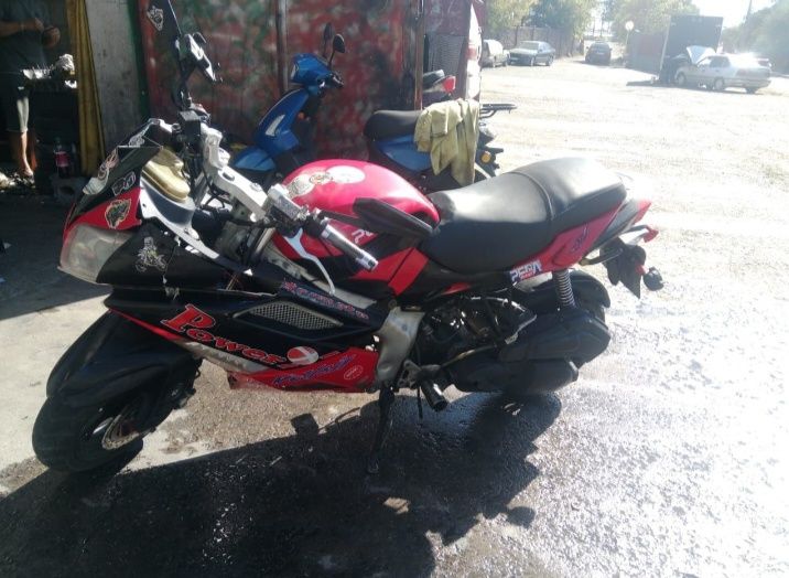 Продается педа Хорнет в2 срочно