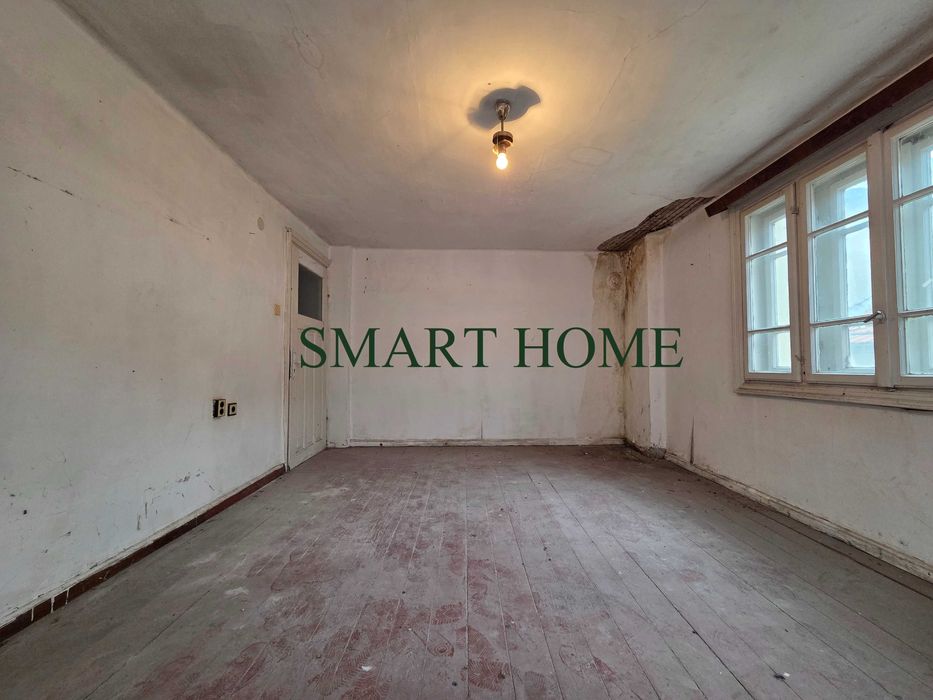 Тристаен апартамент в идеалния център на гр. Велико Търново!