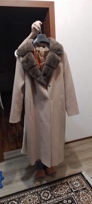 Продам новое пальто