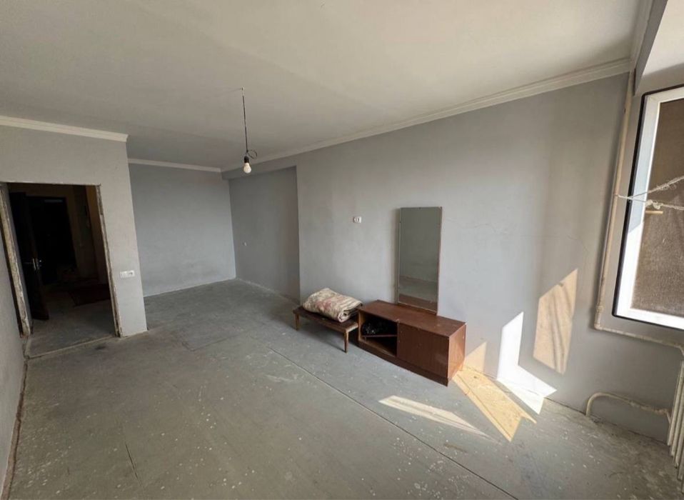 Срочна продается Чорсу коратош