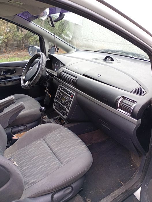 Vand Ford Galaxy din anul 2000