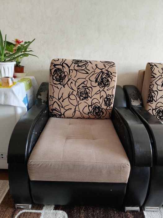 ПРОДАМ кресло и диван