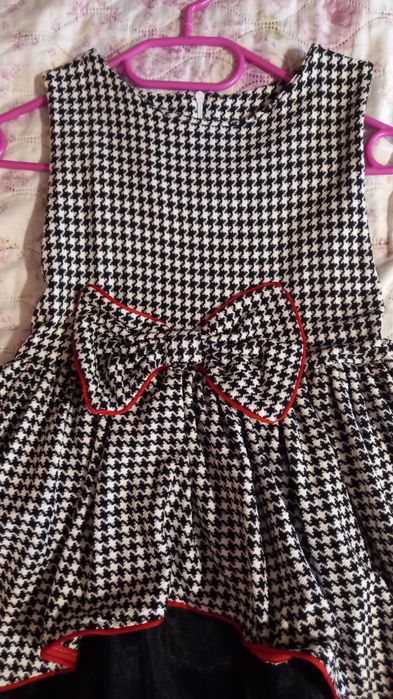 Много красива рокля