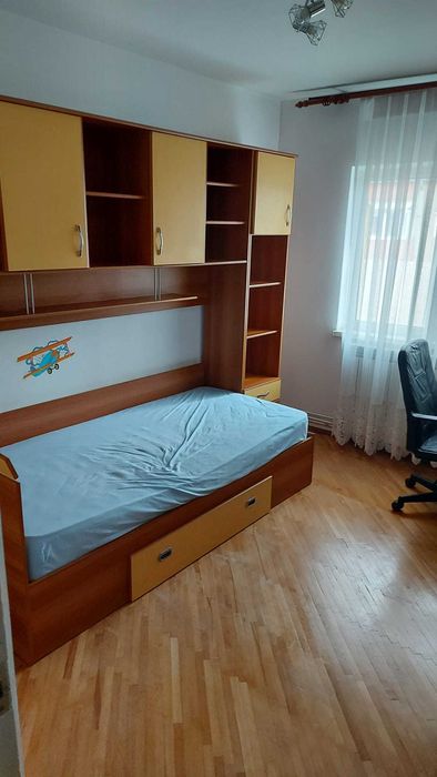 de inchiriat apartament 3 camere complet mobilat si utilat