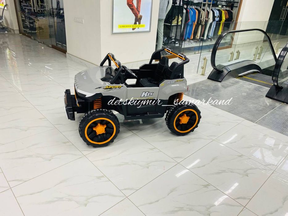 Детский электромобиль