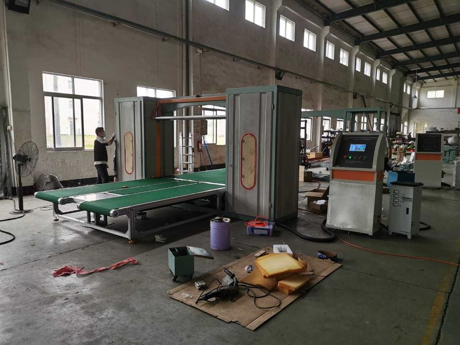 Aparat de taiat burete nou cu lama continua