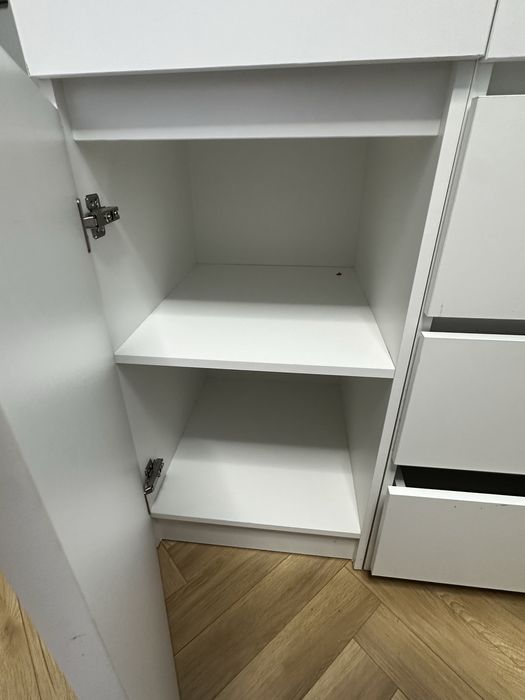 продается встроенный шкаф срочно