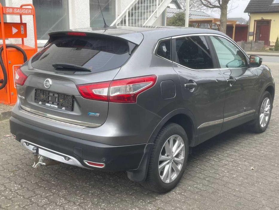Dezmembrez Nissan Qashqai j11 an 2015 ,4x4,1.6 diesel,PANORAMIC,GERMANIA