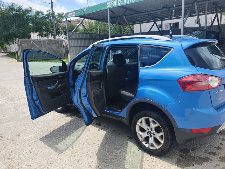 Ford kuga 4×4 din 2010