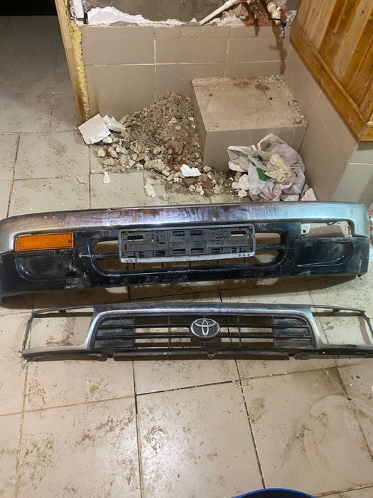 Продам бампер и решетка радиатора