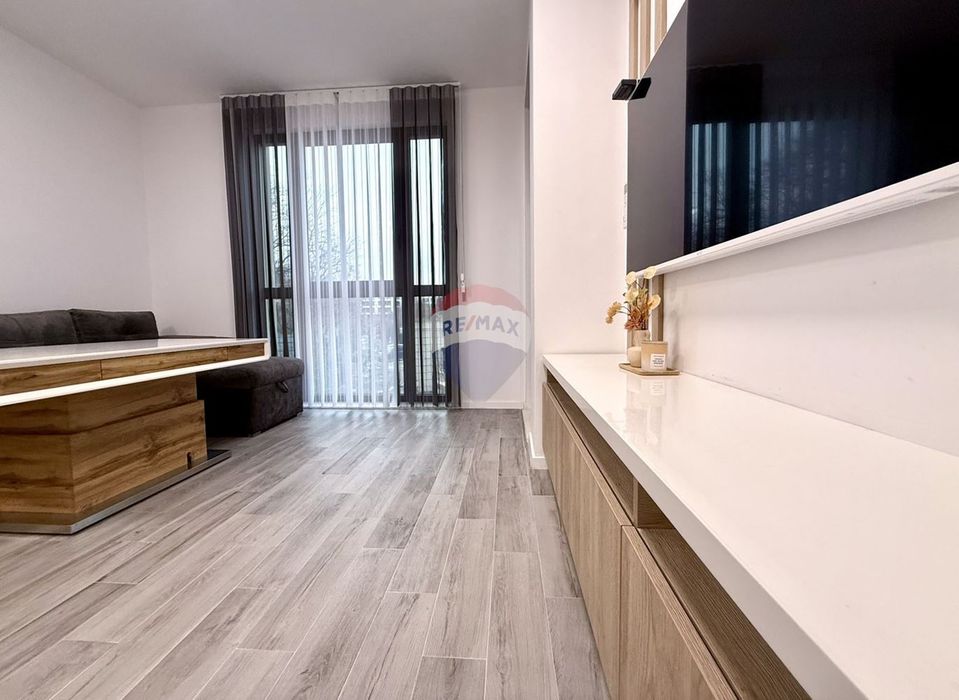 Дава се под наем Тристаен апартамент в к.к. Св.Св. Константин и Елена - 74 кв.м за 1196.97 € - Снимка #12