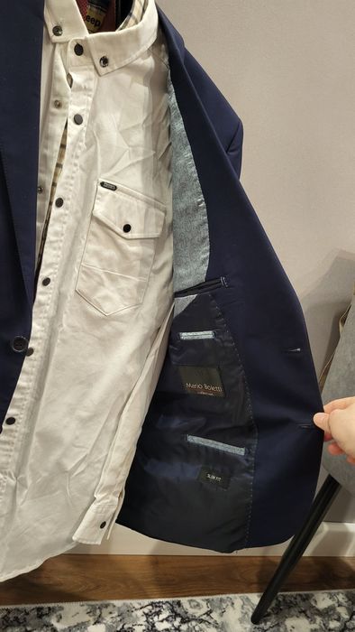 Продам пиджак, темно синий