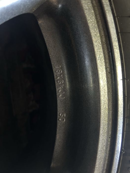 Продам диски с резиной