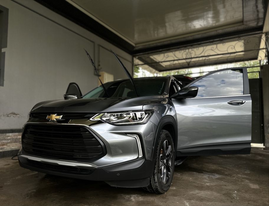 Chevrolet Tracker 2, premier plus в отличном состоянии.