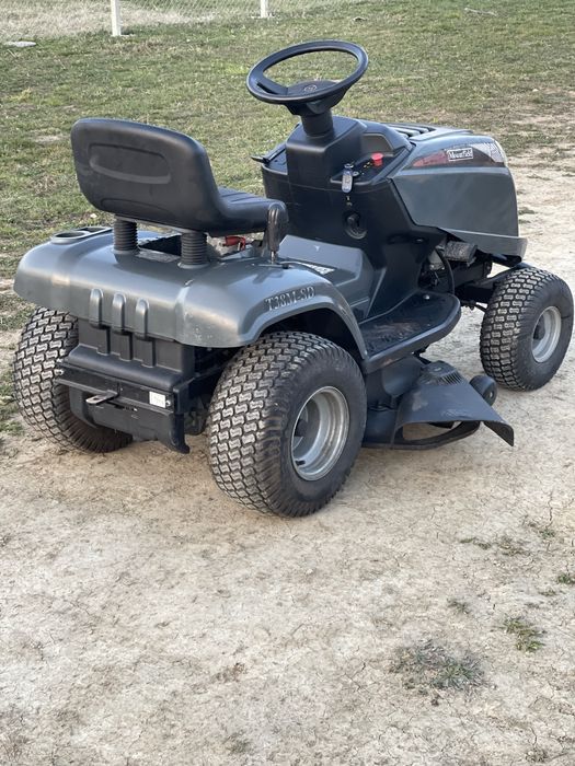 Tractoras de tuns gazonul Mountfield T38M-SD - 14 cp - 2014
