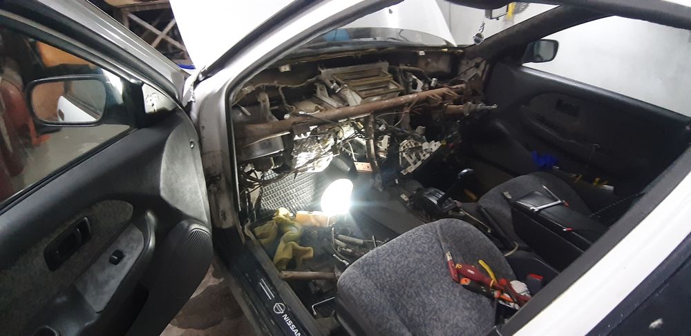 Продам Nissan Sunny FB14