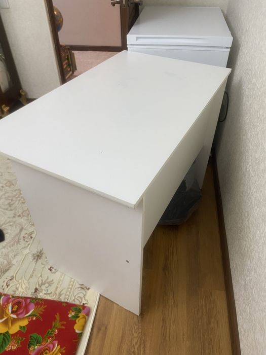 Парта белая нурсая