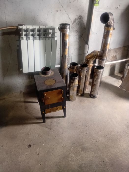 Продам буржуйку металл 3 с дымоходом