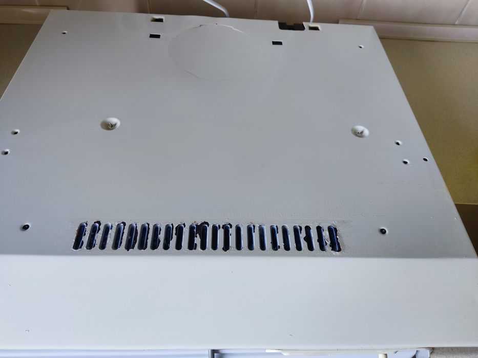 Продается кухонная вытяжка