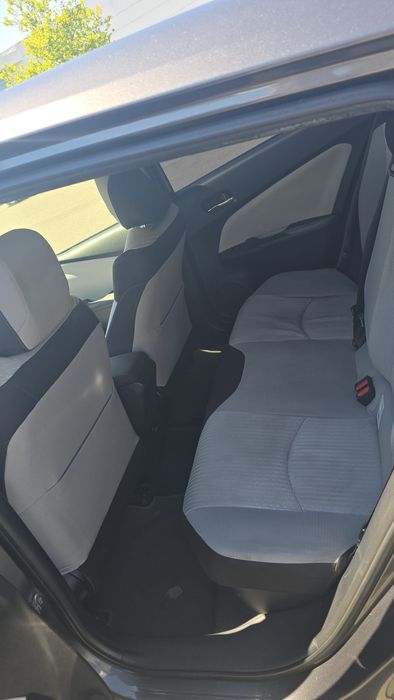 Toyota prius 2017
