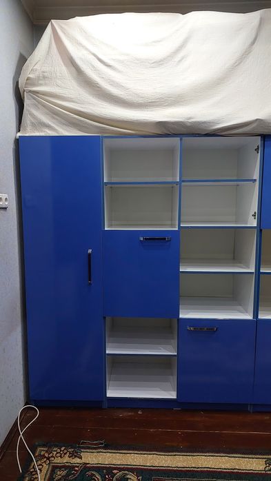 Шкаф для одежды.