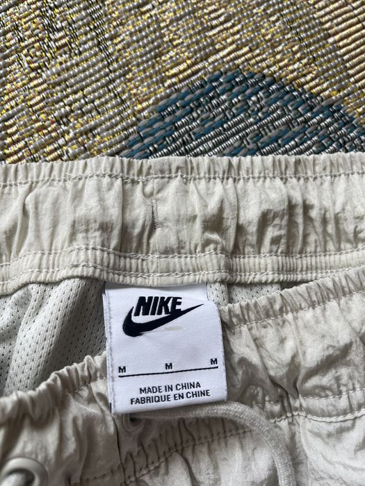 NIKE NSW Swoosh  - размер М / Оригинал