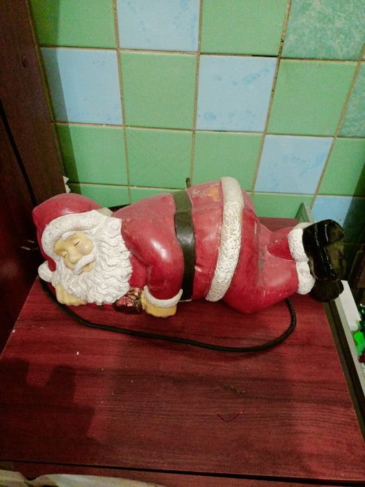 Ёлка новогодняя и дед мороз