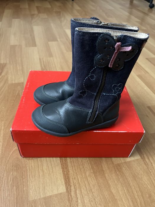 Продам детские сапоги Garvalin