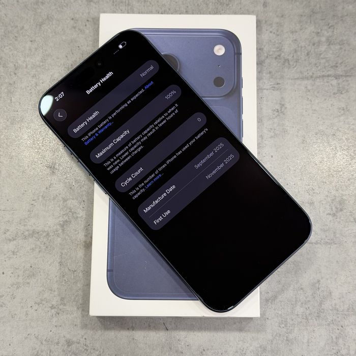 iPhone 17 Pro Max 256GB Перфектен 0 цикъла на батерията