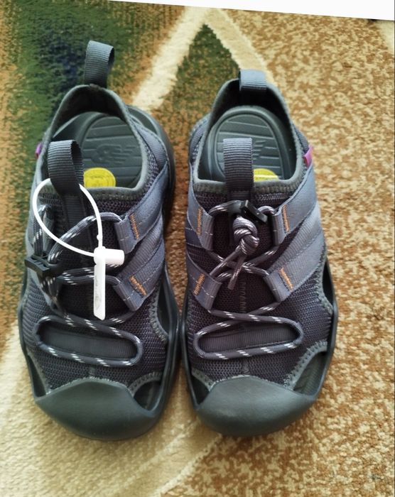 Продам сандалии на лето