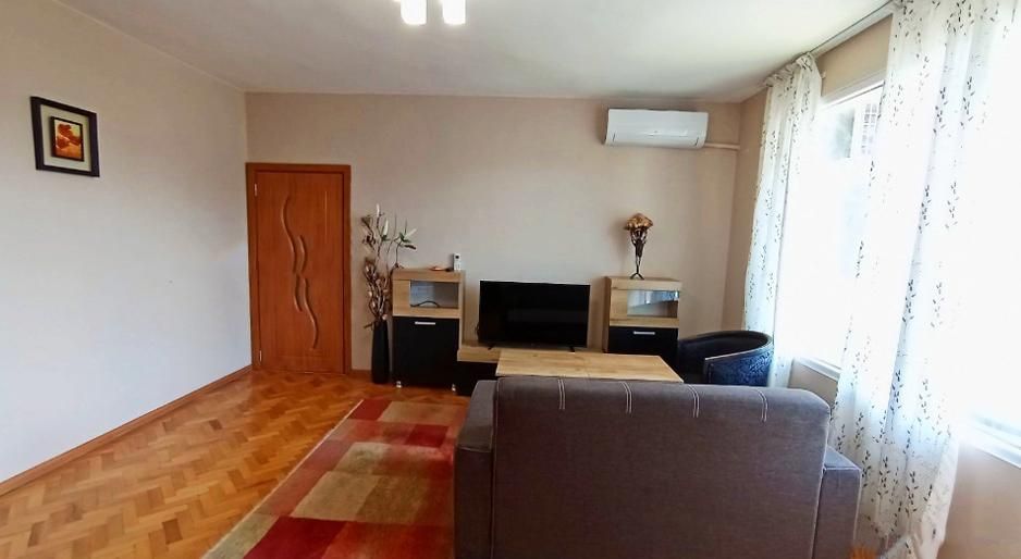 Дава се под наем Двустаен апартамент в Пловдив, Кършияка - 74 кв.м за 382.5 € - Снимка #1