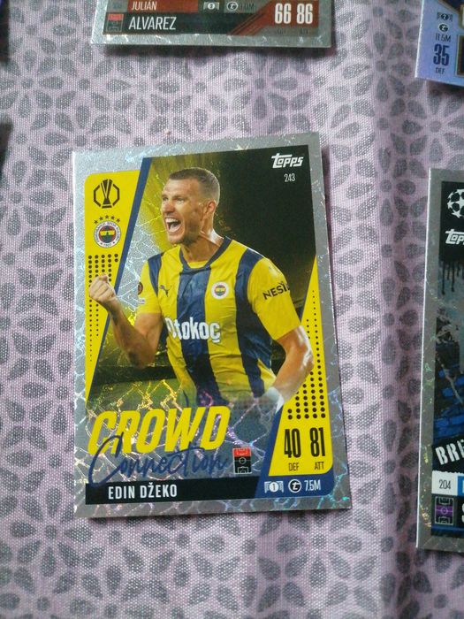Cartonașe Topps sez 24-25 ediție diferite
