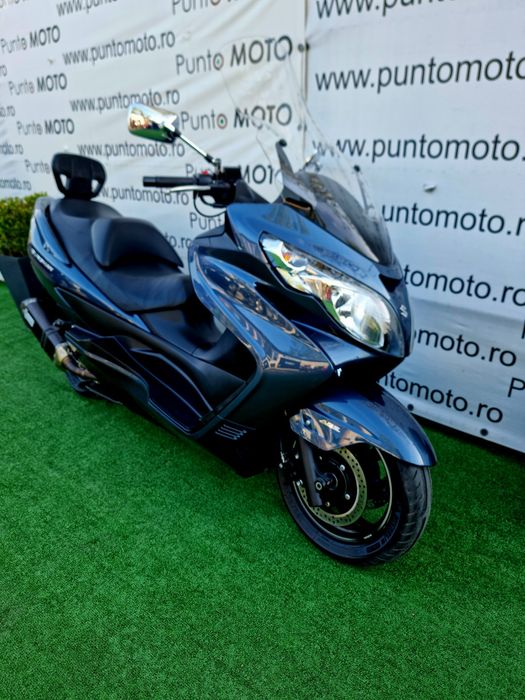 Suzuki Burgman 400ie    (nu Honda  Yamaha)
