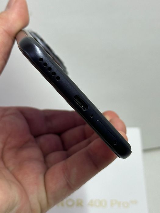 Продам Honor 400 Pro 512г