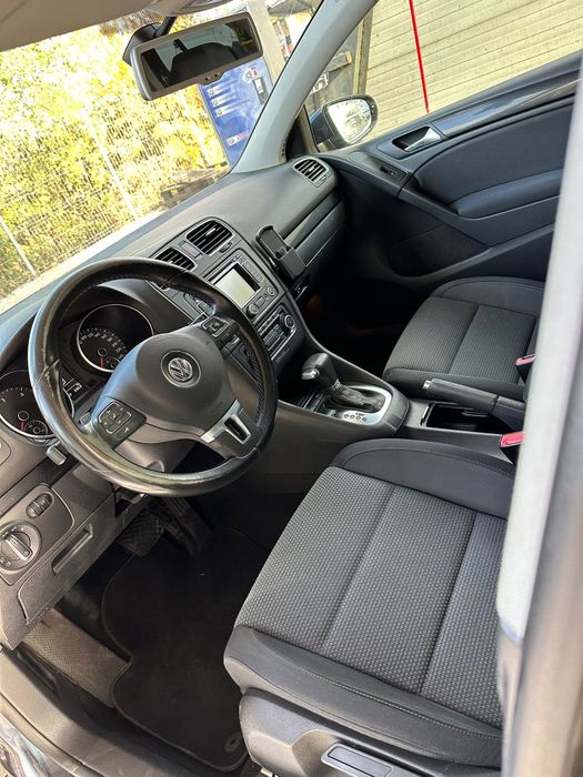 VW GOLF VI 2.0 TDI automat 140 CP