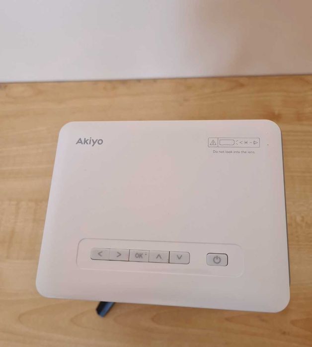 Led projector Akiyo