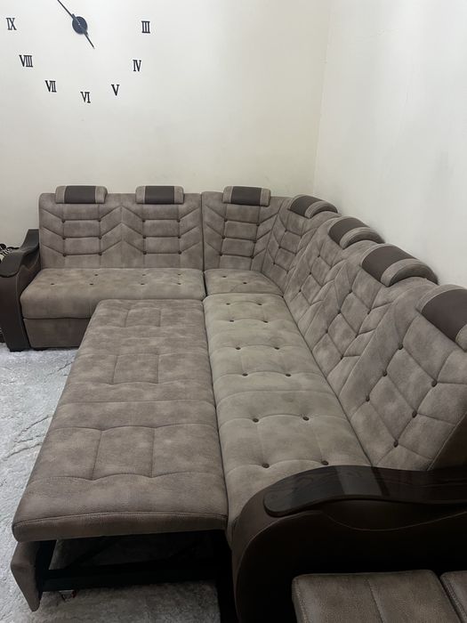 Divan sotiladi stochno!