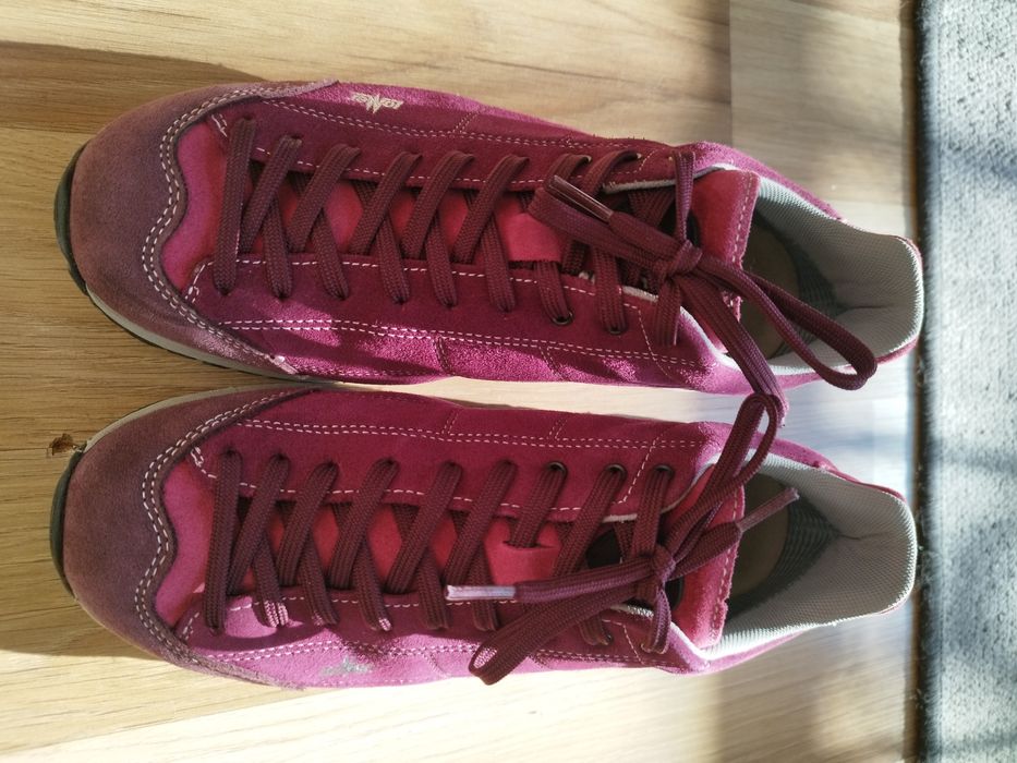 Туристически дамски обувки Lomer 39