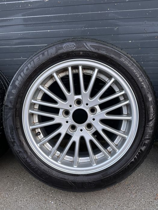 Jante bmw R17 Anvelope vara Michelin 225/50